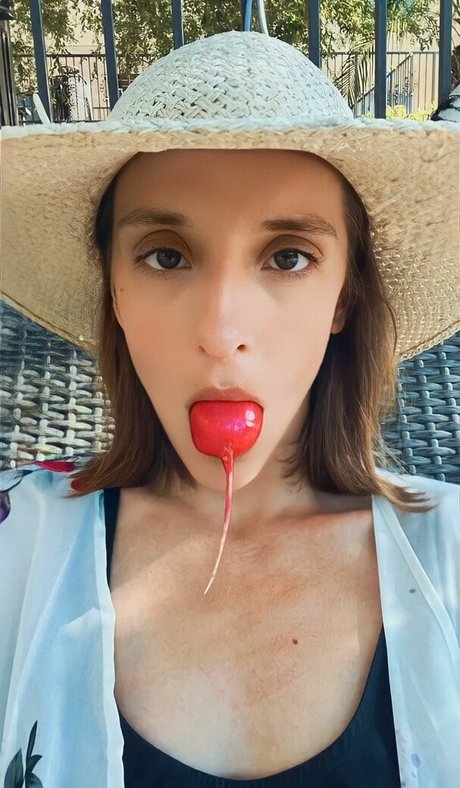 Ashley Victoria Robinson nice pornstar pictures