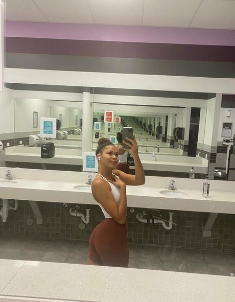 michelleanderson high quality model photos