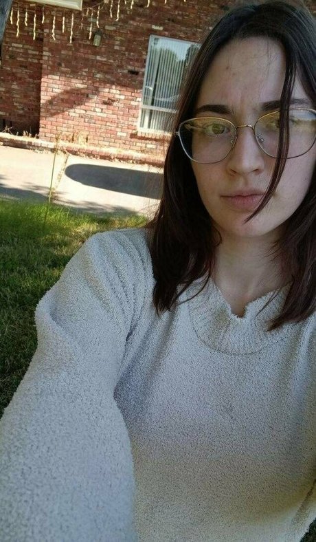 lillylovespenisland model best gallery