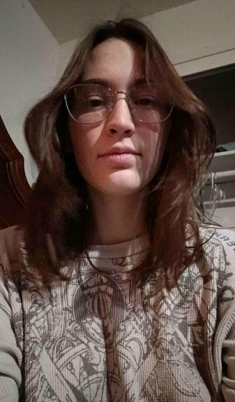 lillylovespenisland pretty model galleries