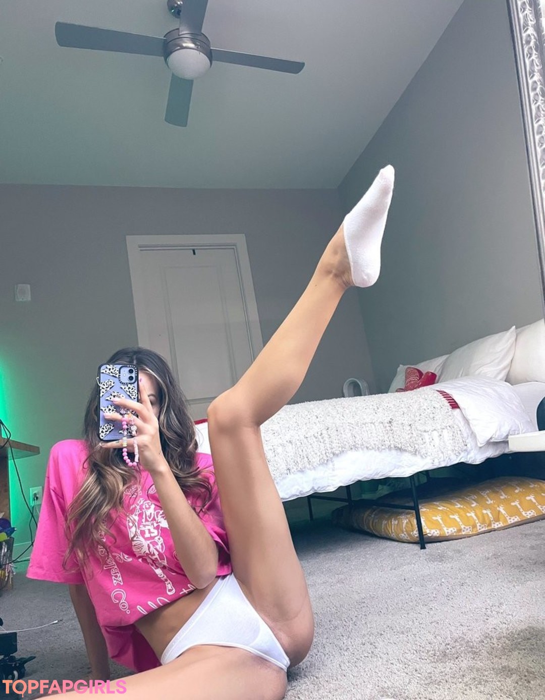 thick asian onlyfans naked pics