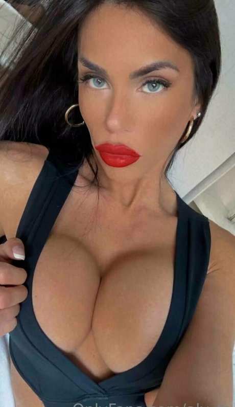 aly ts nice model pics