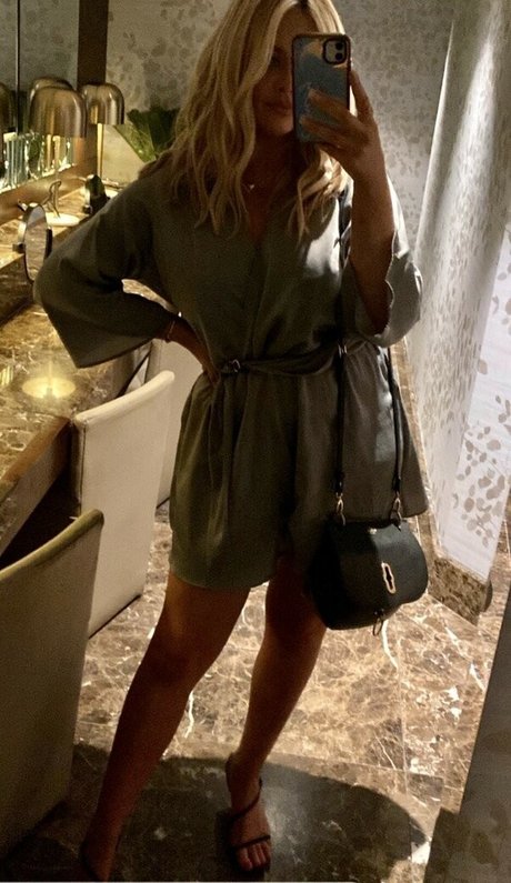 asian onlyfans perfect pic