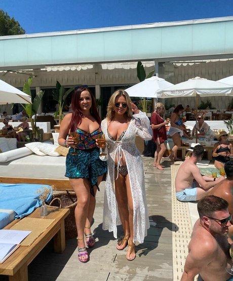 asian female onlyfans hot nude pic