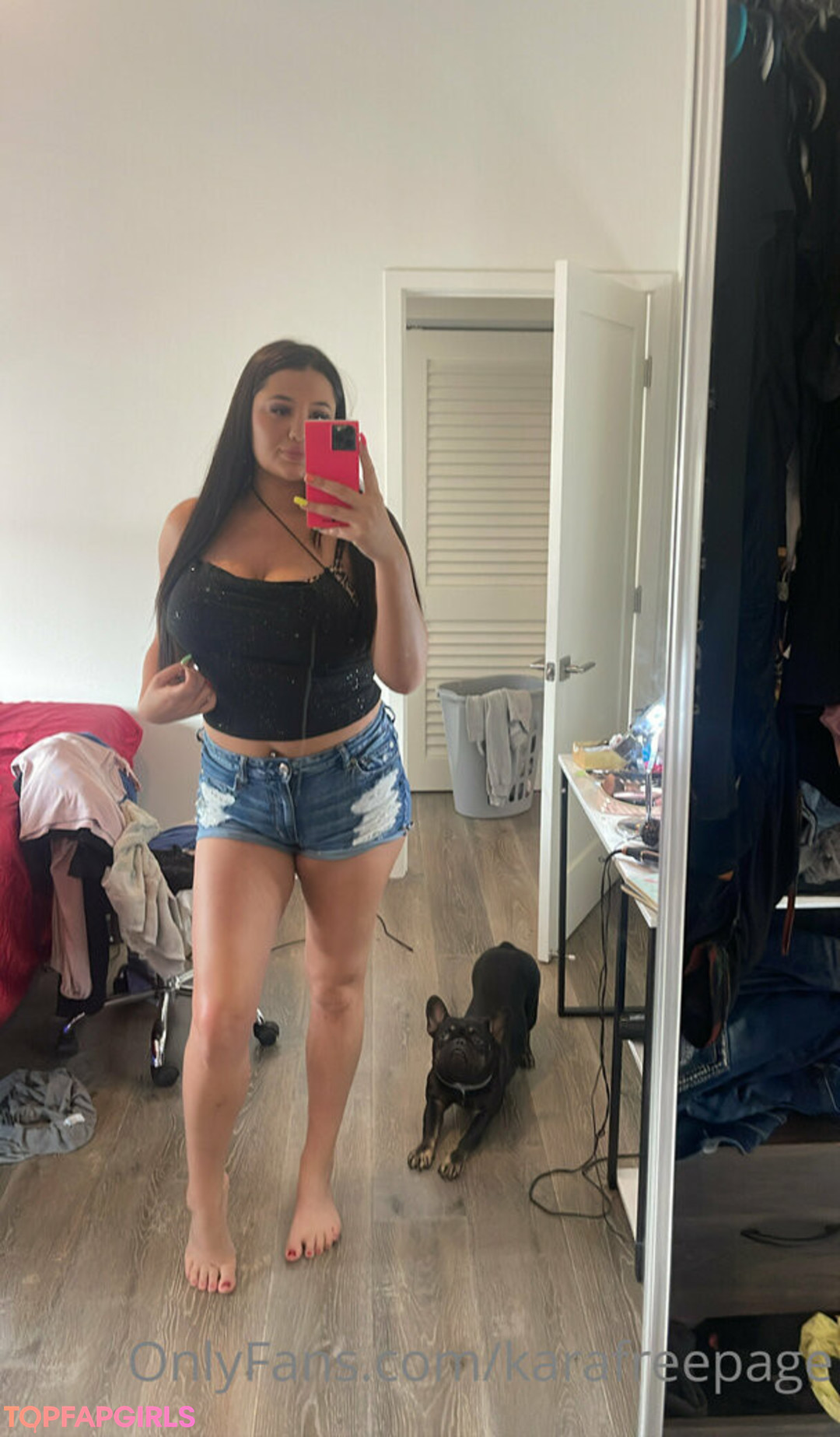 karafreepage exclusive model images