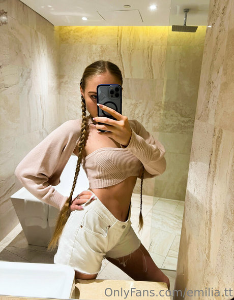 skinny big ass onlyfans free nude gallery