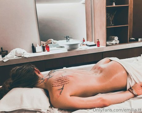 slim onlyfans hot sex images