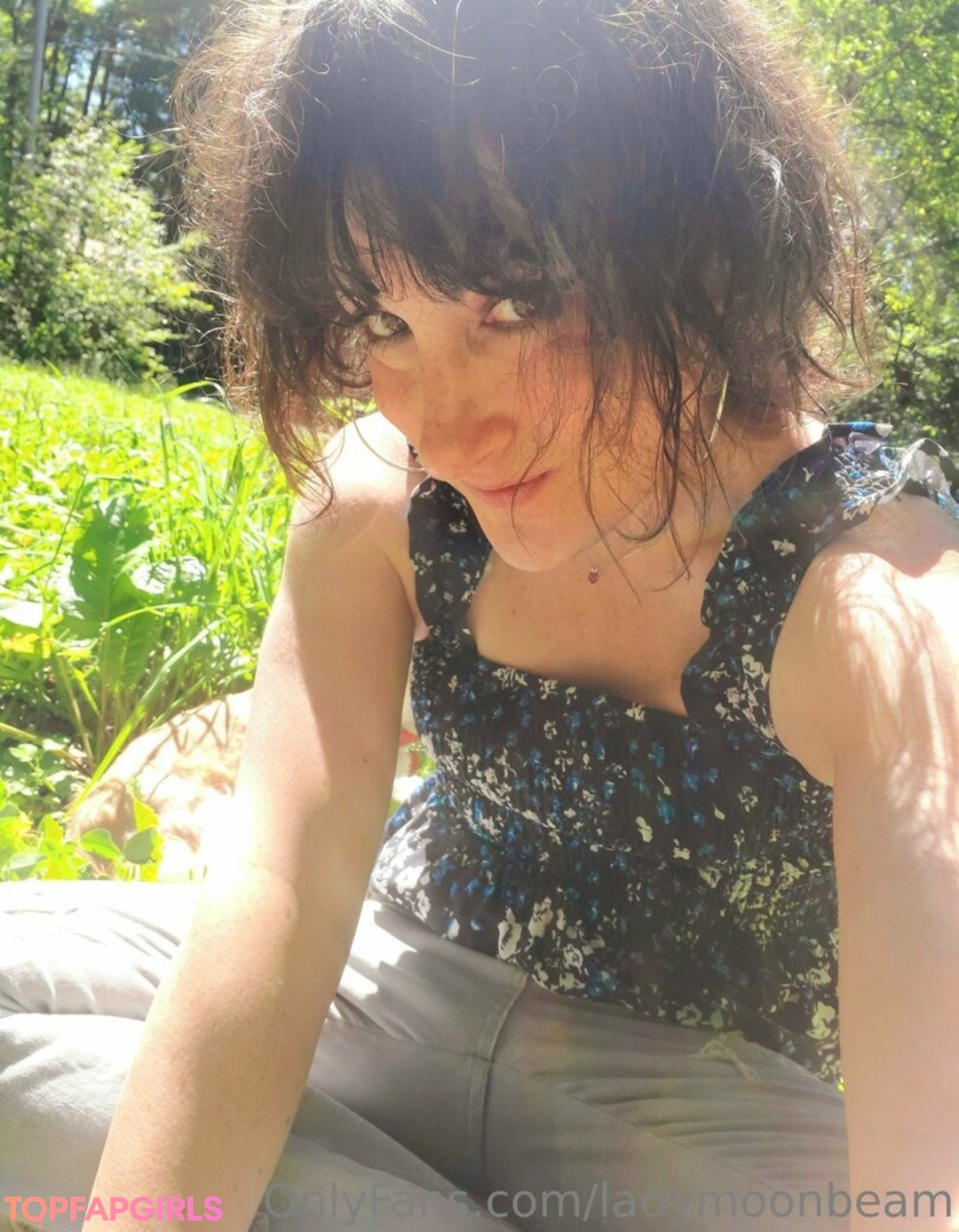 ladymoonbeam model naked galleries