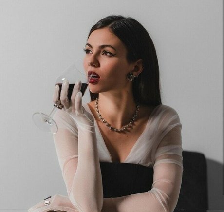 fat shemale onlyfans free xxx images