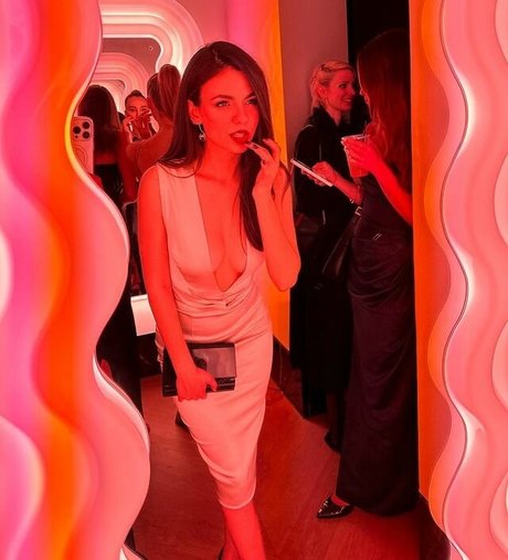 fat shemale onlyfans pornographic archive