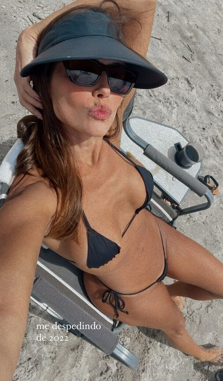 busty onlyfans beautiful nude img