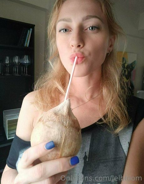 naked yoga onlyfans beautiful photos