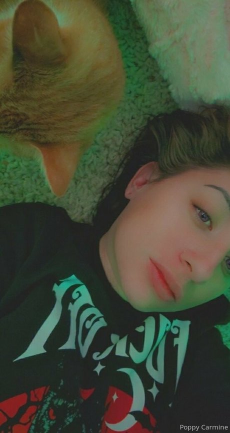 poppycarmine star exclusive galleries