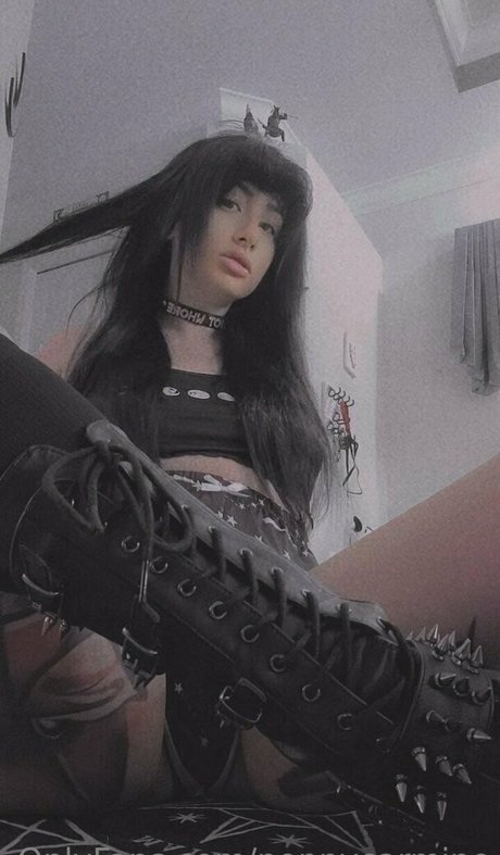 poppycarmine hot star gallery