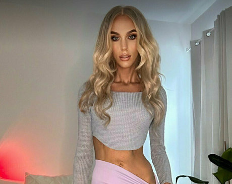 aparisi ts model pretty archive