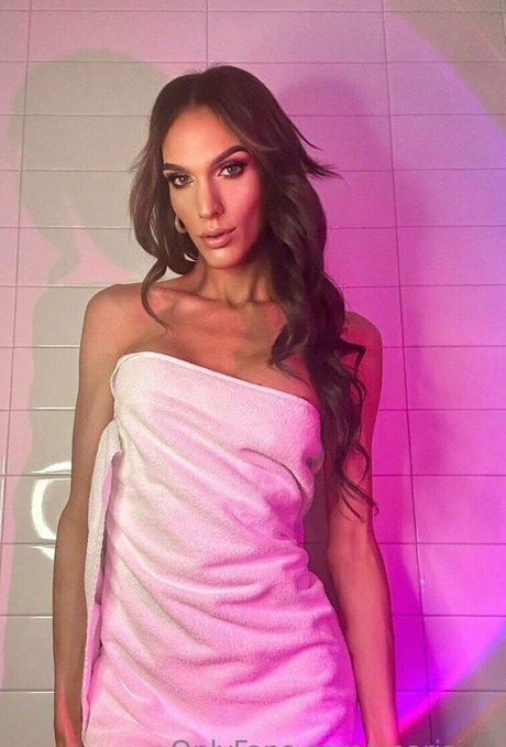 aparisi ts pornstar xxx galleries