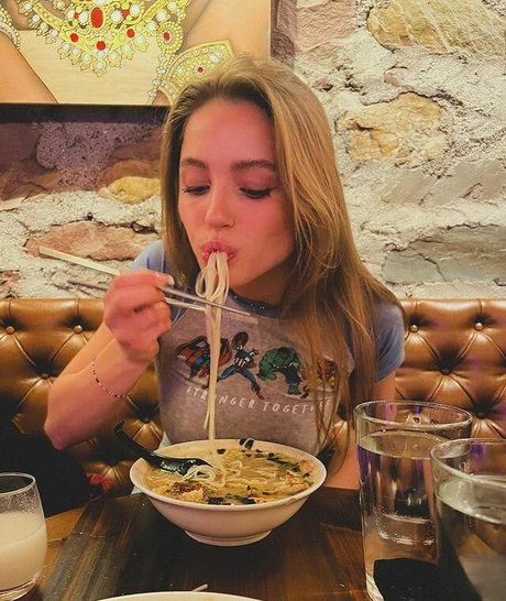 Sylvia Snyders star porn photos