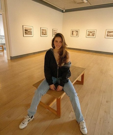 Sylvia Snyders sexy star pic