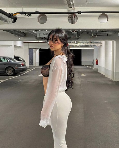 Doina Barbaneagra porn star img