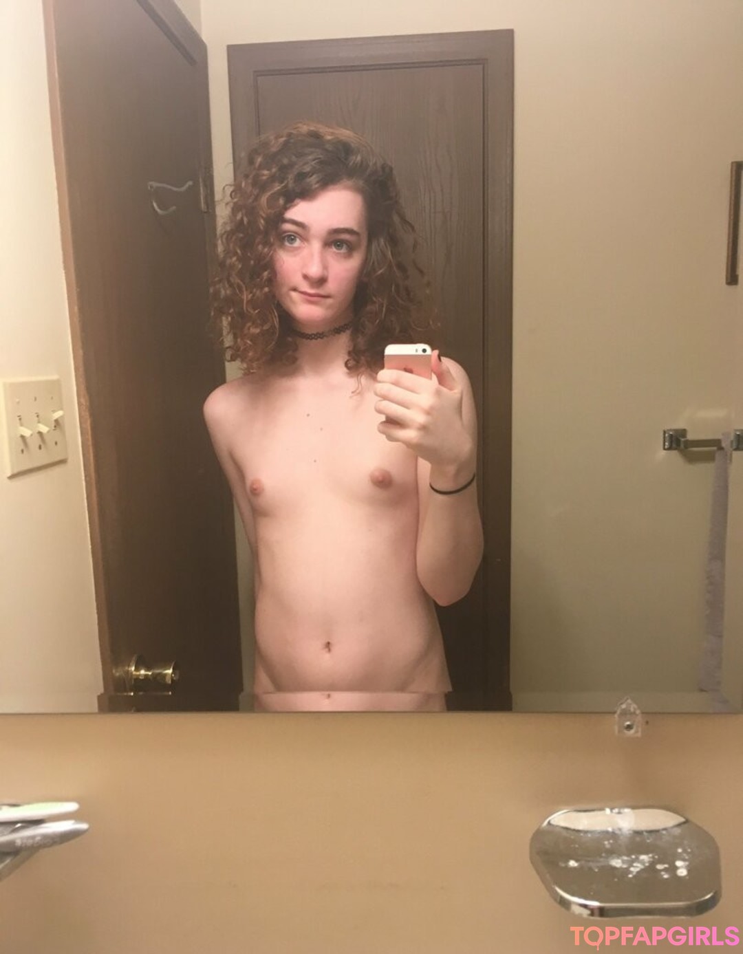 LinusFrog exclusive pornstar image