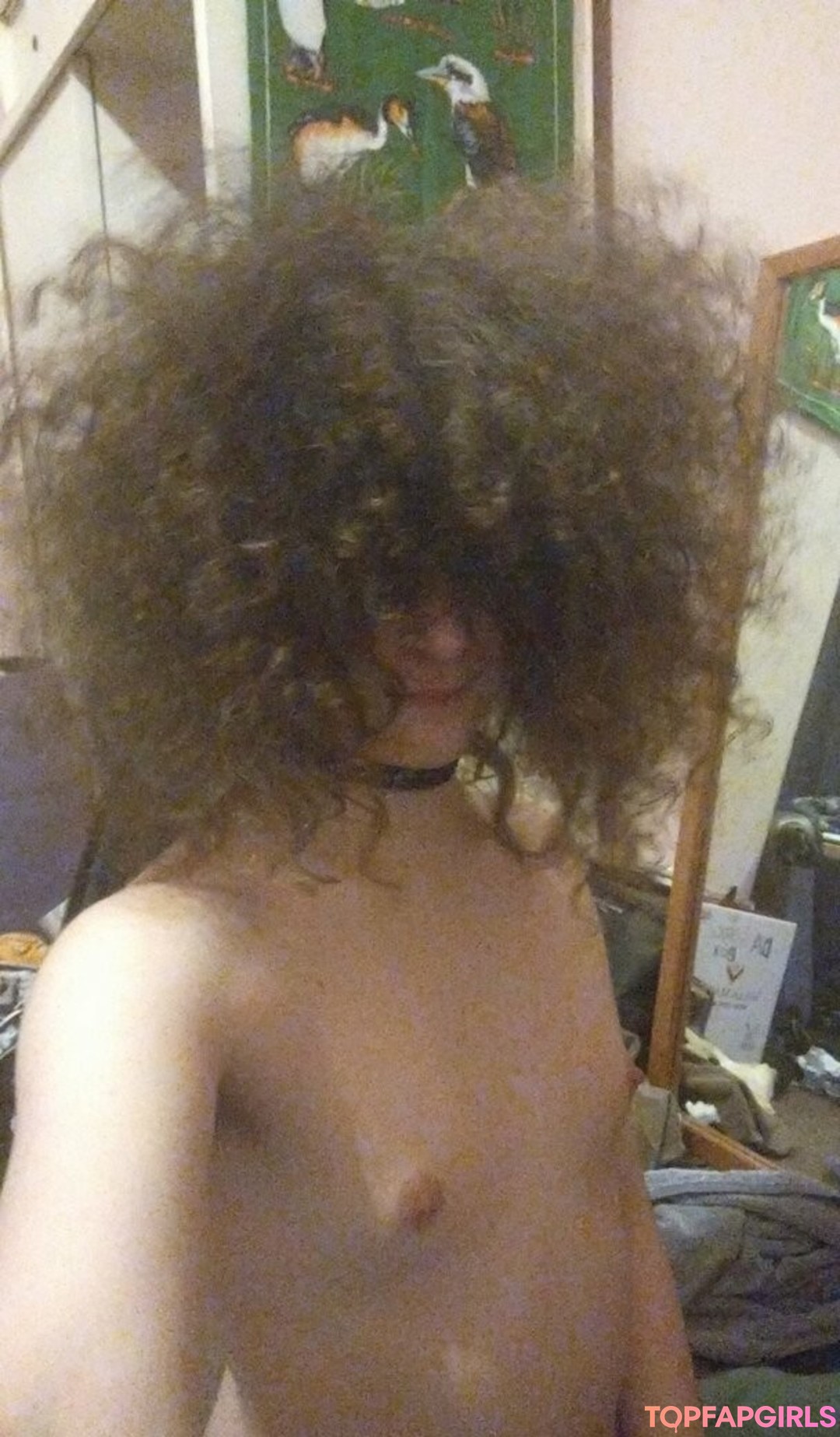 LinusFrog porn actress photo