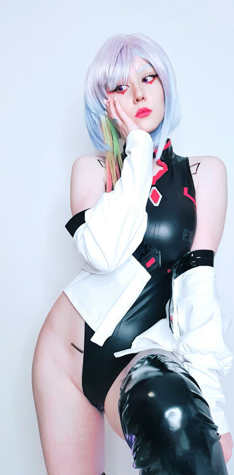 black hair milf onlyfans pornographic images