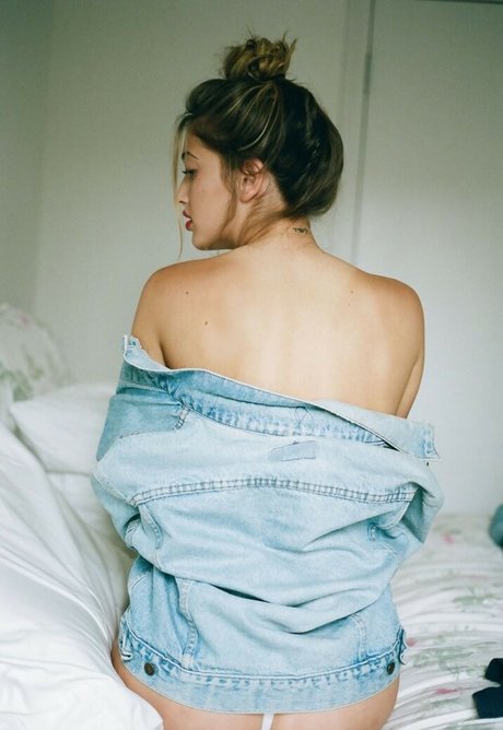 Lindsey Kevitch model nudes images