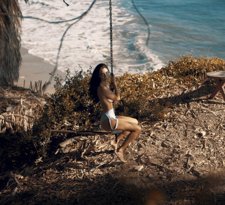 curvy lesbian onlyfans free porn archive