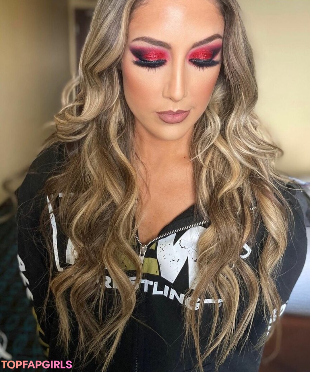 Dr Britt Baker beautiful star pic
