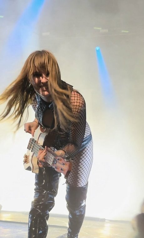 milf shower onlyfans porno photo