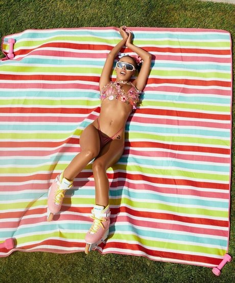 busty onlyfans free naked galleries