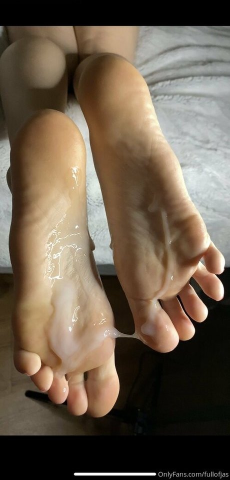 Feetbyjas erotic actress pics