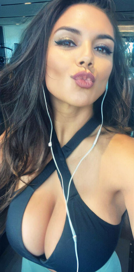 JYoffe143 pornstar erotic photo