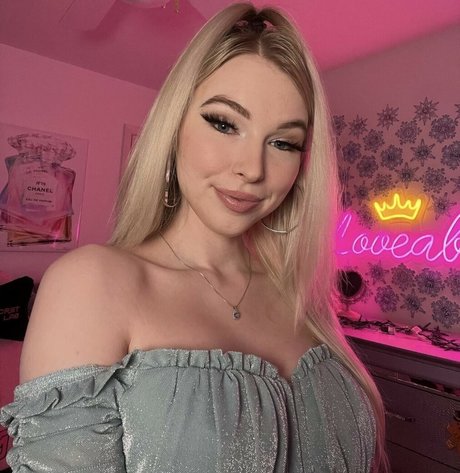 sisters onlyfans sex picture