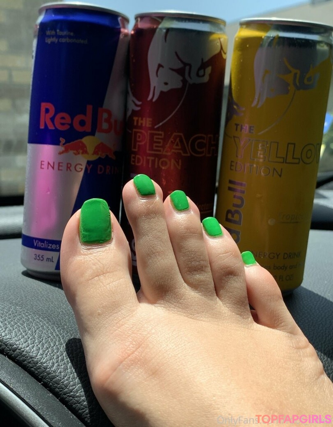 foot vibez star naked photo