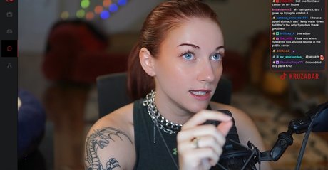 Kruzader sexy pornstar image