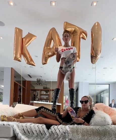 asian hairy onlyfans exclusive pictures