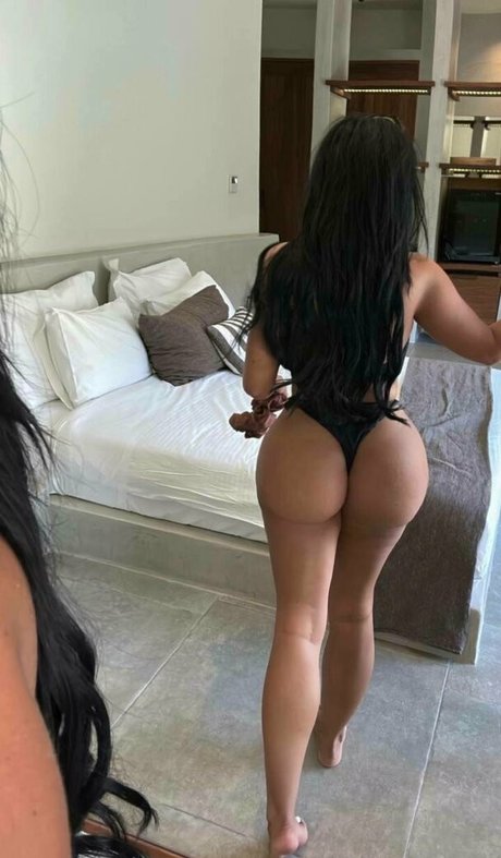 brunettebabiii erotic actress photo