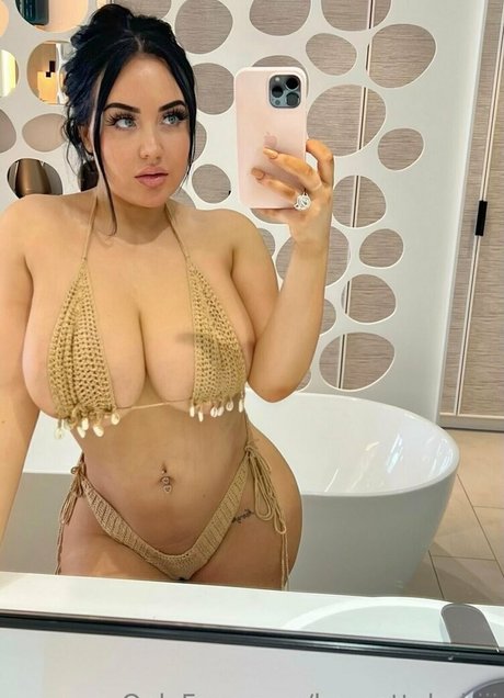 brunettebabiii model nice images