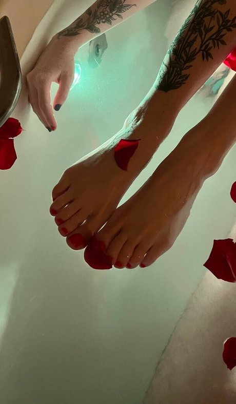 Flavia Sayuri porn star photo