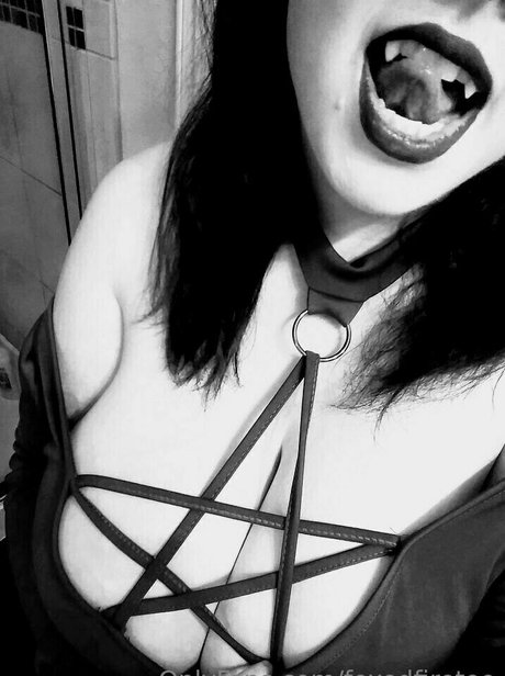 emo trans onlyfans art nude gallery