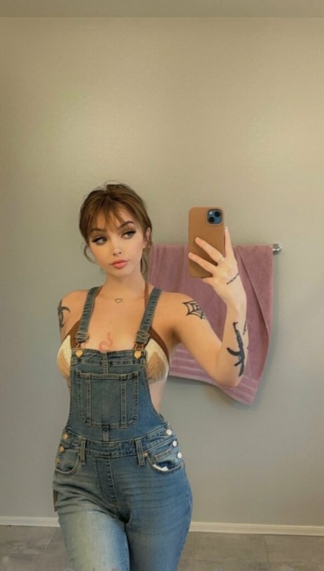 ivywaifuu naked star galleries