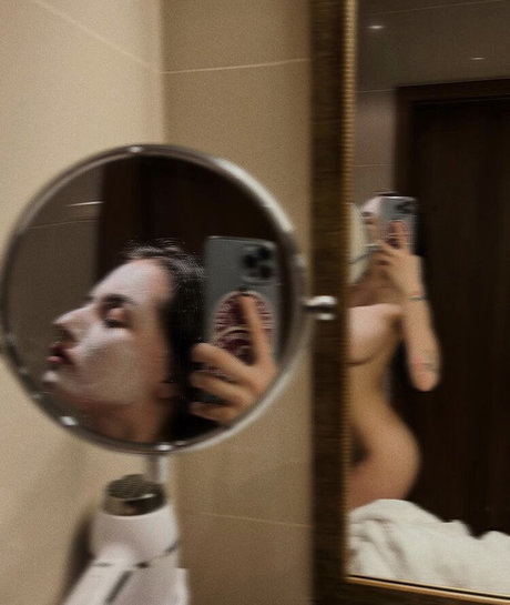 lesbian milf onlyfans hot xxx pictures