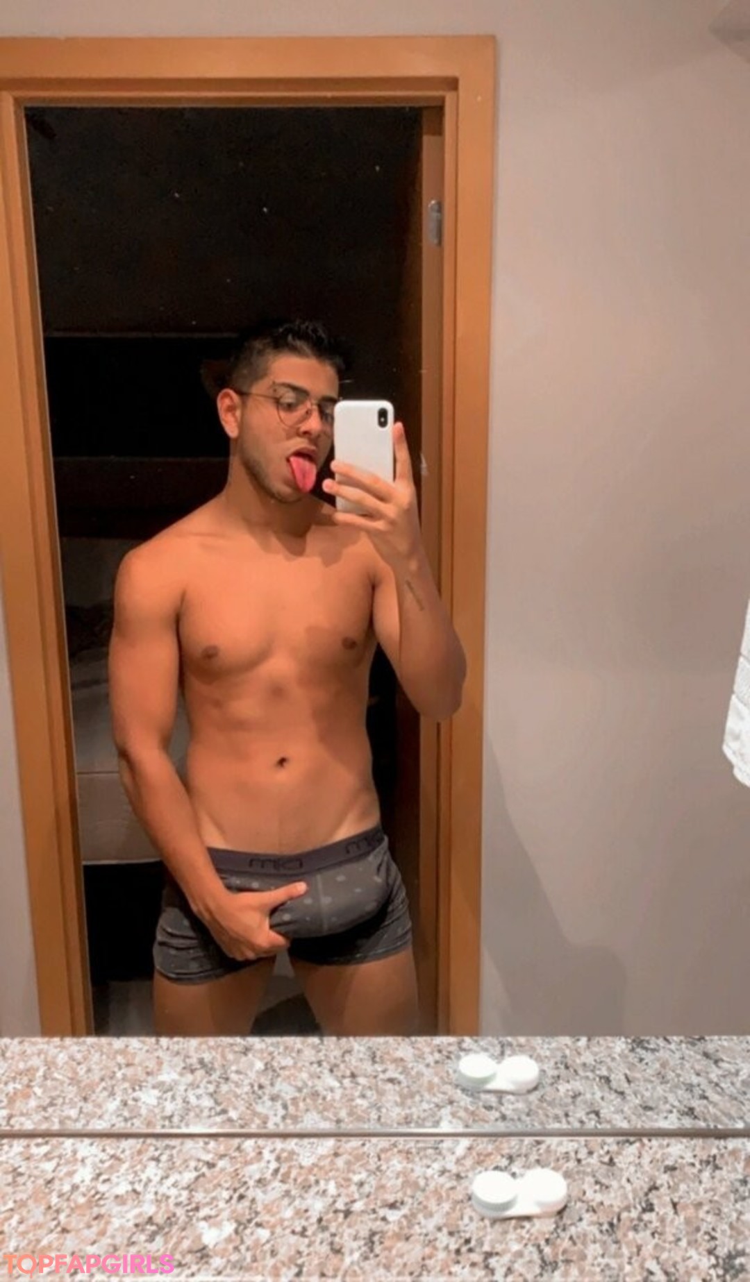marciomendes model hot photo