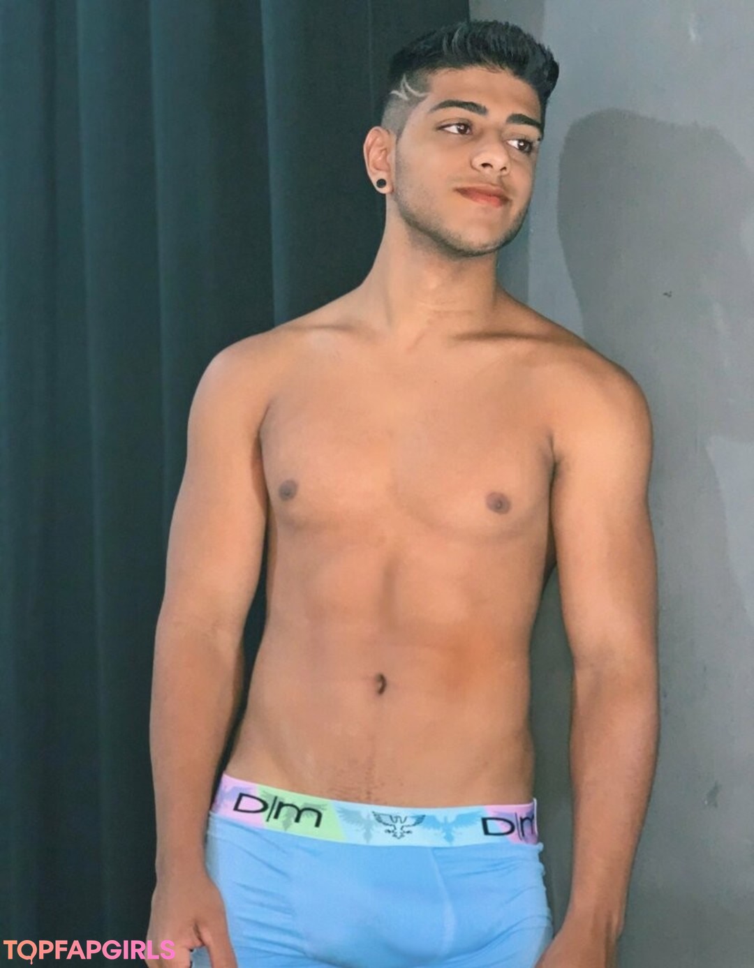 pussy spreading onlyfans beautiful naked photos