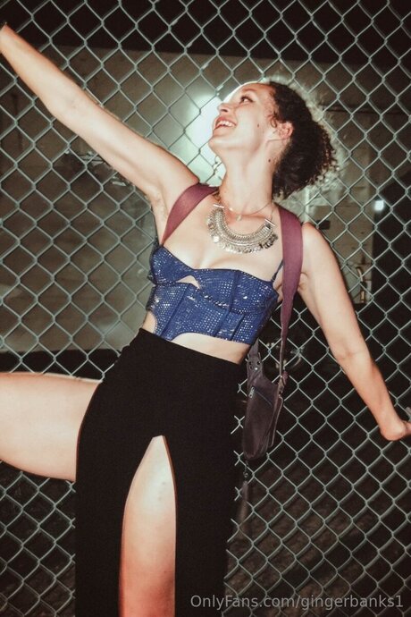 milf strip onlyfans pornos pic