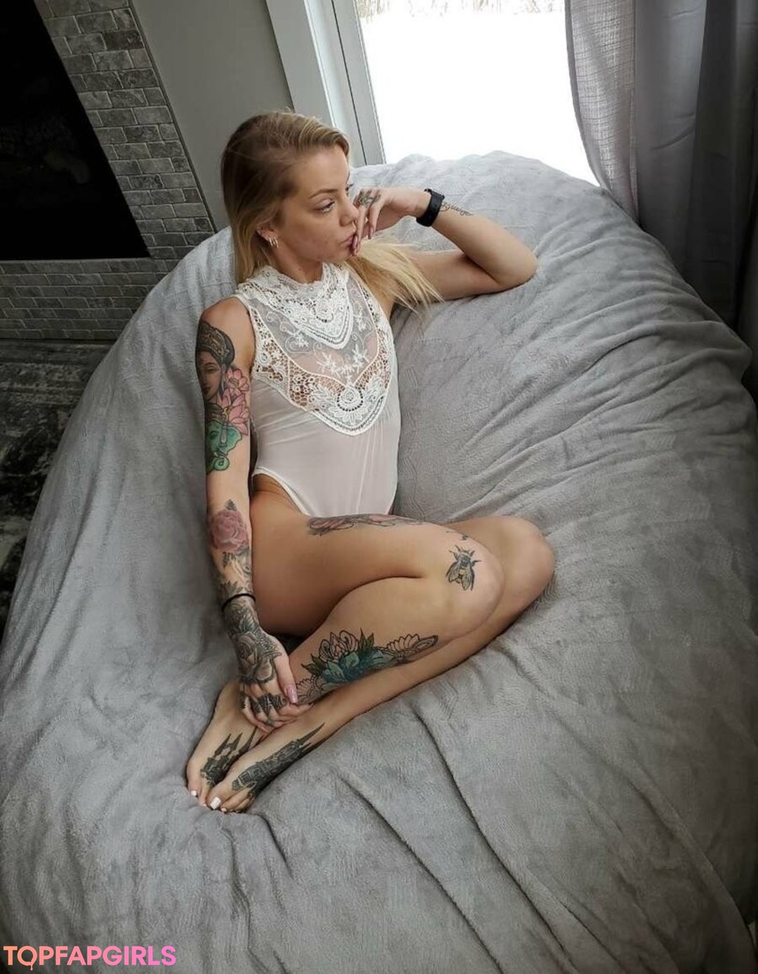 unalome model porn images