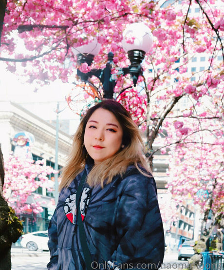 naomimoonz top model galleries