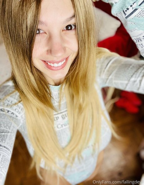 milf shower onlyfans free photo