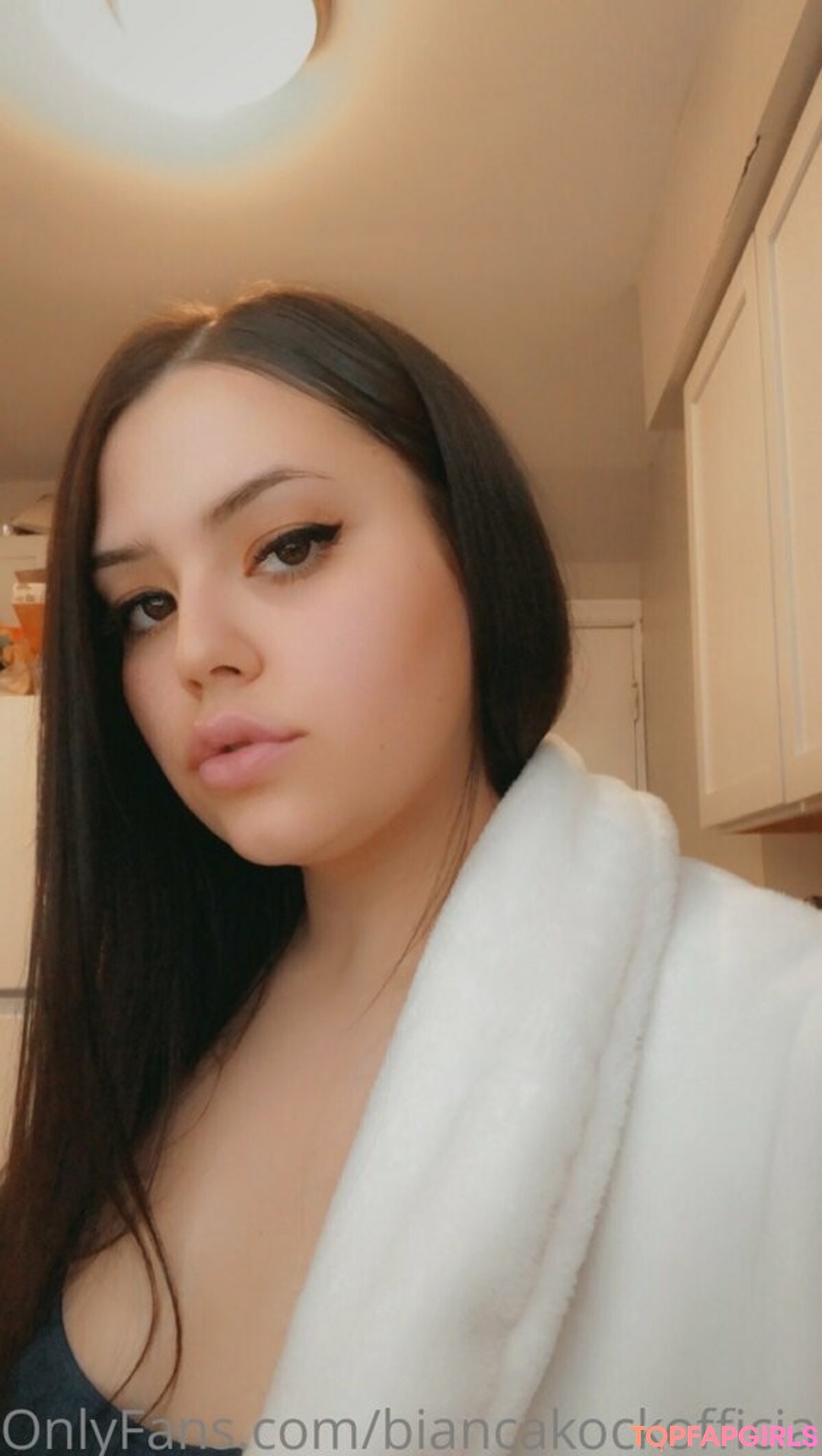 biancakockofficial star high quality photo